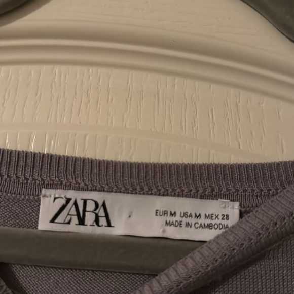 Zara lightweight Women's Gray Sweater *M* - Picture 2 of 6